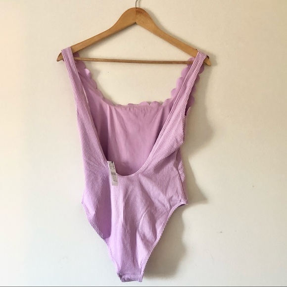 Topshop scallop trim bodysuit in lilac - Picture 6 of 6